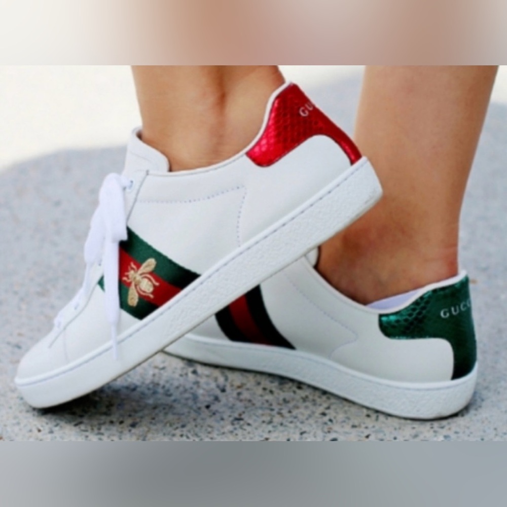 Gucci Ace Aneakers With Bee For women Two Used New